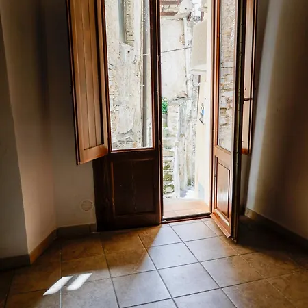 La Portella Quiet Apartman Oriolo