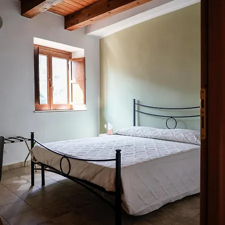 La Portella Quiet Apartment Oriolo (Calabria)
